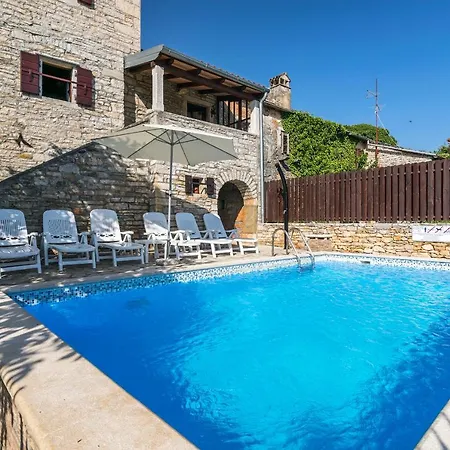Villa Maria